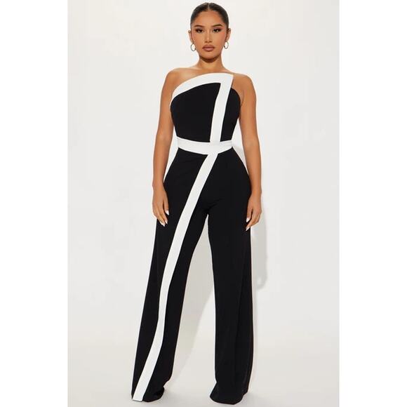 Fashion Nova On a Night Like This Strapless Wide Leg Jumpsuit Size 1X - Picture 1 of 16